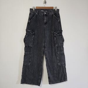 Old Navy Drapey Denim Mid Rise Baggy Wide Leg Cargo Jeans Women’s 6